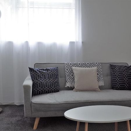 1 Bedroom Apartment With Free Parking Γουέιμουθ Εξωτερικό φωτογραφία